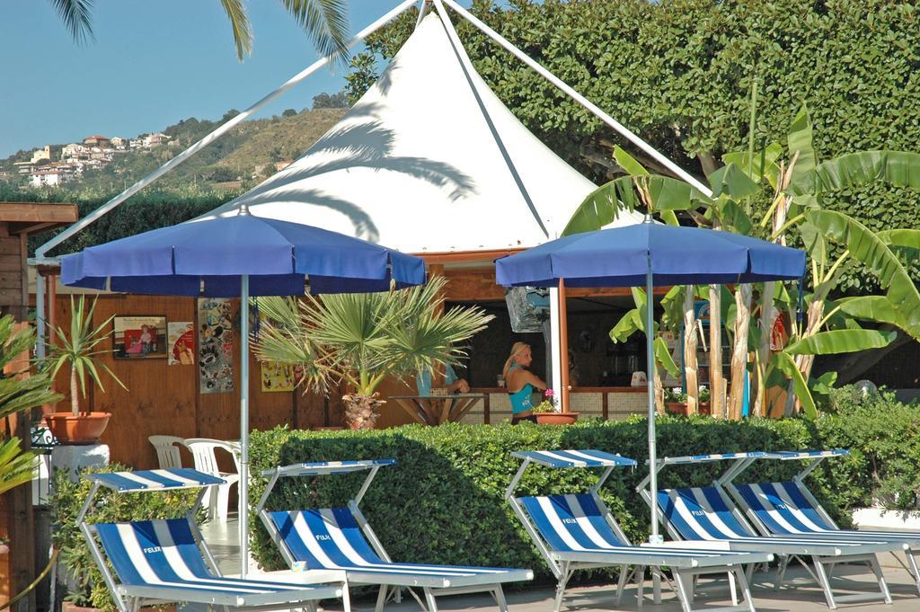 Residence Hotel Felix 리카디 외부 사진